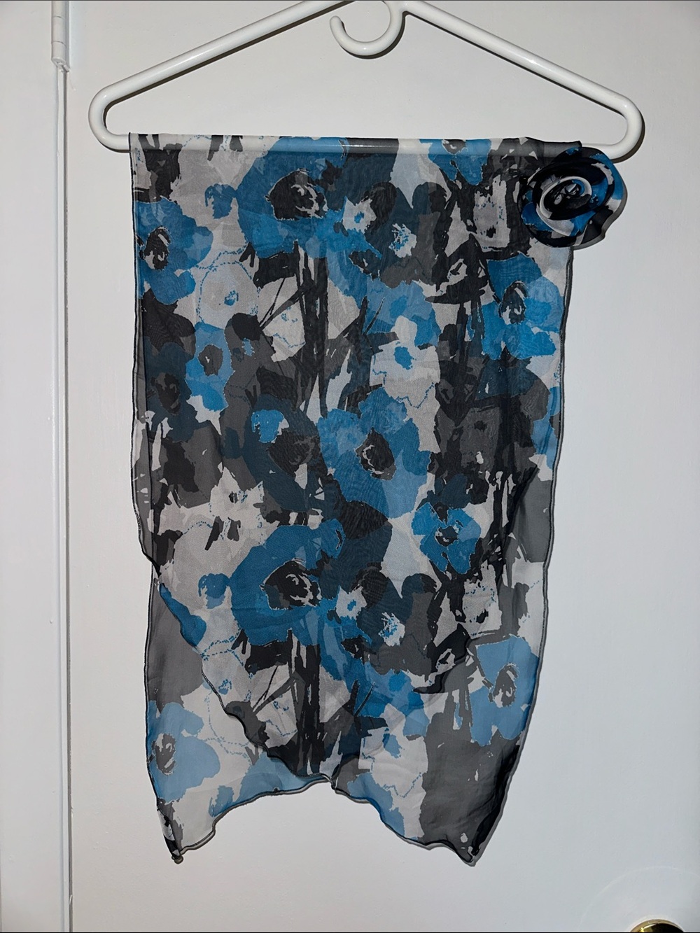 Blue/White/Black Floral Chiffon Scarf/Headwrap w/Clip - From Cambodia 🇰🇭